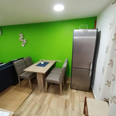 Center Perfect Spot * Split